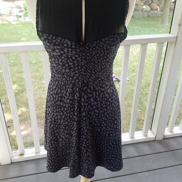 Guess LA Womens size 10 Spotted Dress Mesh Trim - Picture 5 of 9